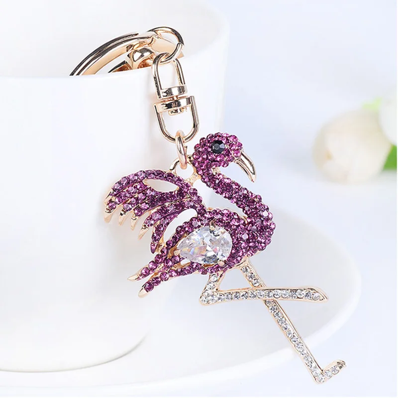 

Creative Crystal Rhinestone Flamingo Keychain Animal Key Holder Purse Bag Car Chaveiro HandBag Pendant Accessories Party Gift