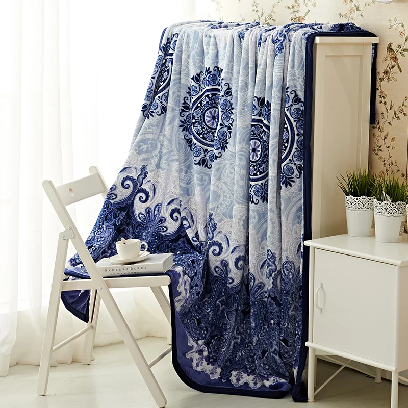 

Plain Blue And White Pattern Bedspread Blanket Super Soft Flannel Blanket To On For The Sofa/Bed/Car Portable Plaids 180x200cm