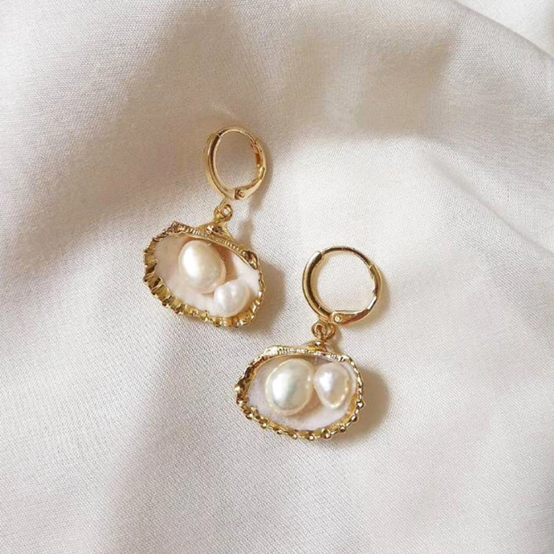 

SRCOI Sea Shell Pendant Statement Hoop Earrings Imitation Pearl Charm Bridal Jewelry Gift For Women Orecchini Aretes De Mujer