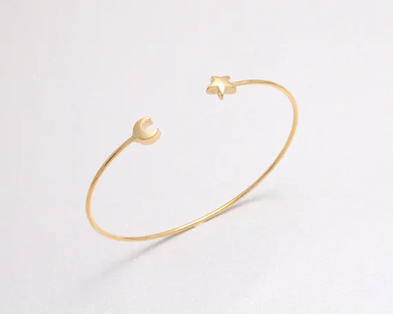 New Fashion Gold and Silver Plated Open Star with Moon Bracelet Bangles for Women 