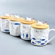 Cubierta Linda creativa Exquisita Taza De Cerámica Con Cuchara peces Gato Patrón de La Leche del Café Taza de Té Celadón Taza resistente al Calor bonito Regalo