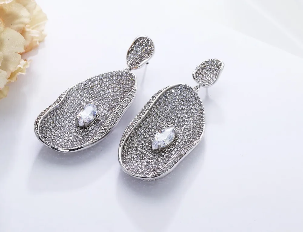 Big earrings (3)