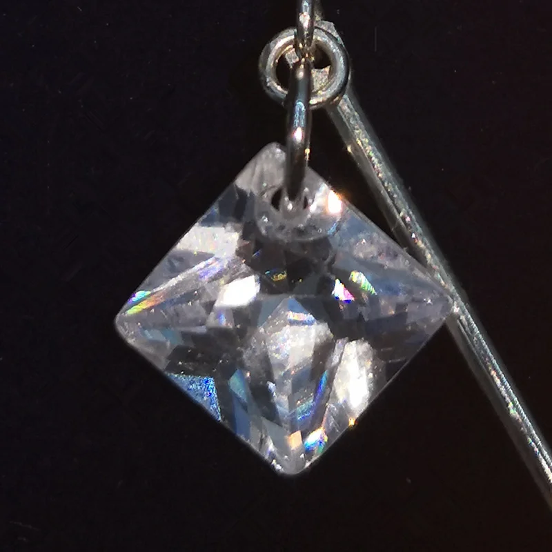 D (4)