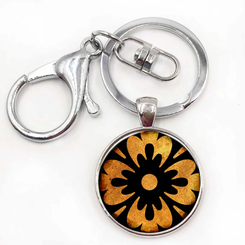 10silver keychain.