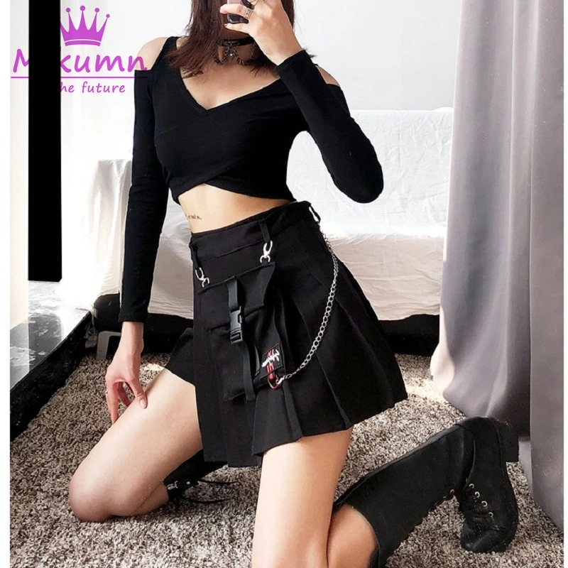

Gothic Harajuku Irregular Skirt Fashion Women Punk Style Retro Plaid Chain Pocket High Waist Shorts Skirts Streetwear