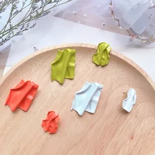 Корейские серьги, одноцветные серьги-гвоздики, необычное ювелирное изделие для ушей, женские ассиметричные серьги