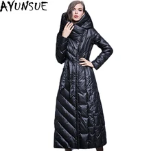 AYUNSUE размера плюс 3XL Новинка зимняя куртка на утином пуху для женщин длинное пальто Европейская Толстая Женская теплая одежда стоячий воротник LX387