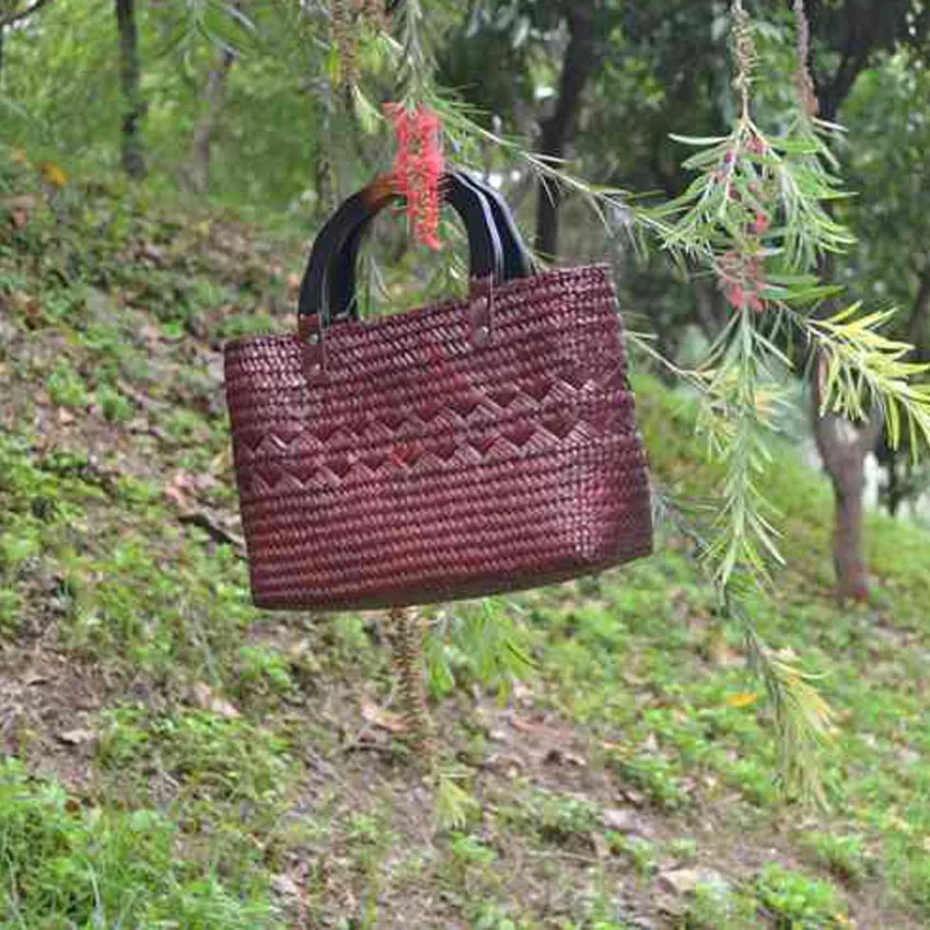 

Thai version of the grass weaving Liangxi paragraph straw handicrafts natural environmental weaving fashion handbags beach bag