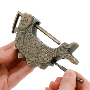 

DRELD Antique Bronze Old Chinese Lock Retro Jewelry Wooden Box Padlock Lock for Suitcase Drawer Cabinet Hardware Accessories