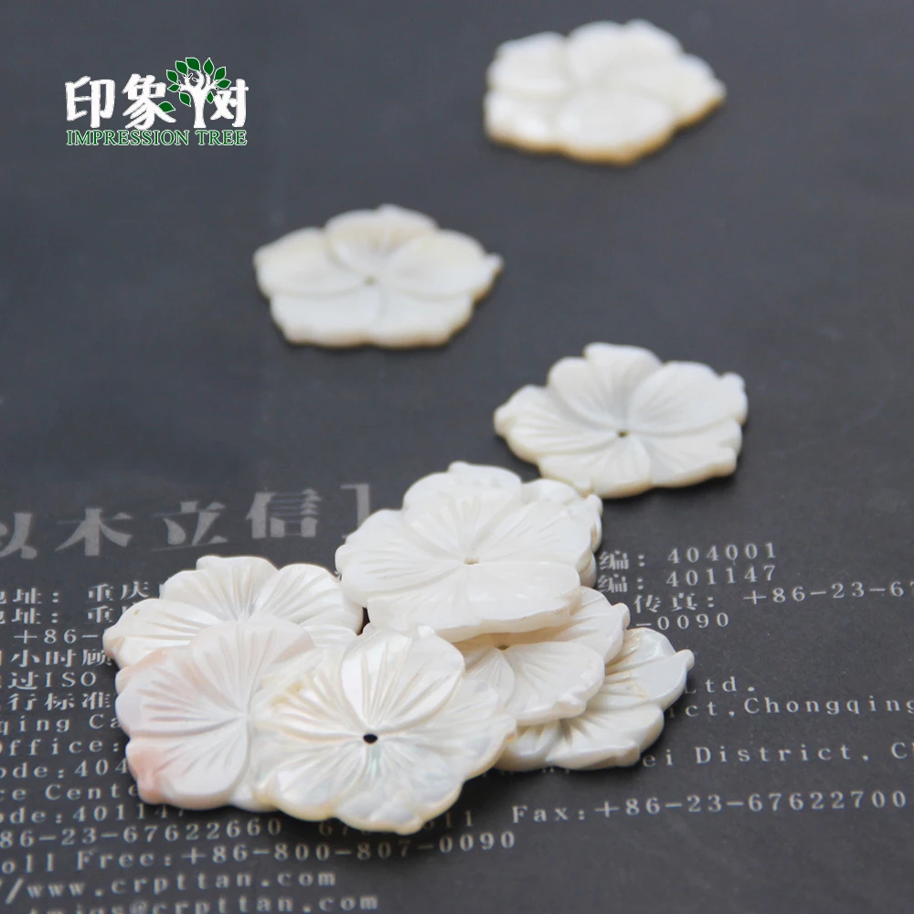 Белые бусины-разделители из перламутра, изогнутые бусины из натуральной раковины с текстурой в виде цветка багряника, для самостоятельного изготовления бижутерии, 30x28 мм, 10 шт