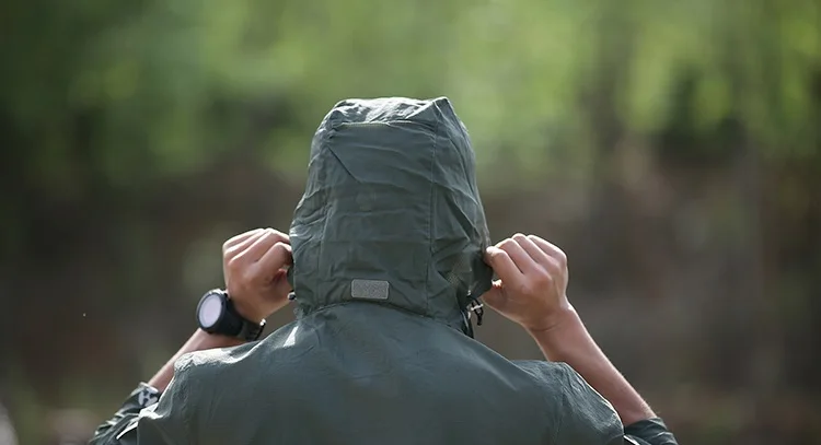 Летняя Водонепроницаемая быстросохнущая тактическая куртка для мужчин UPF 50+ дышащий плащ с капюшоном ветровка тонкая армейская военная куртка