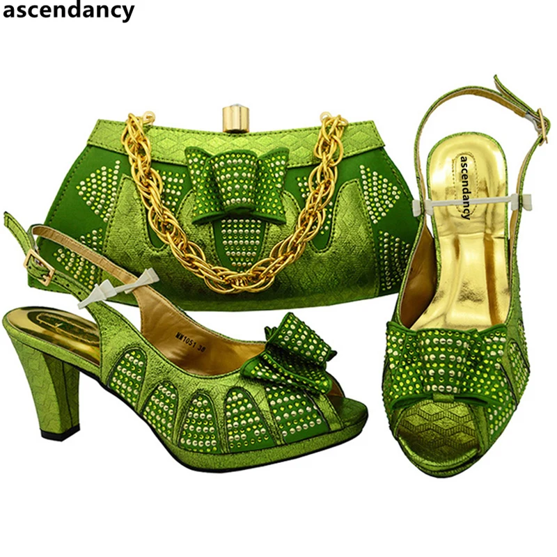 

New Arrival Green Italian Shoes and Bag Set Decorated with Rhinestone African Wedding Shoes and Bag Set Nigerian Wedding Shoe