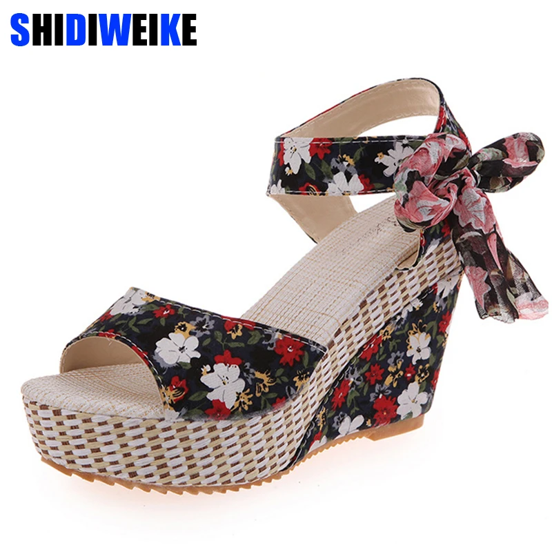 جديد وصول السيدات أحذية النساء الصنادل الصيفية المفتوحة تو السمك رئيس الأزياء منصة عالية الكعب إسفين الصنادل الأحذية النسائية المرأة