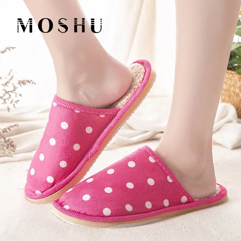 

Winter Women Cotton Slippers Fashion Lovers Couple Slip On Home Slipper Fur Soft Polka Dot Casual Flat Man Shoes Plus Size