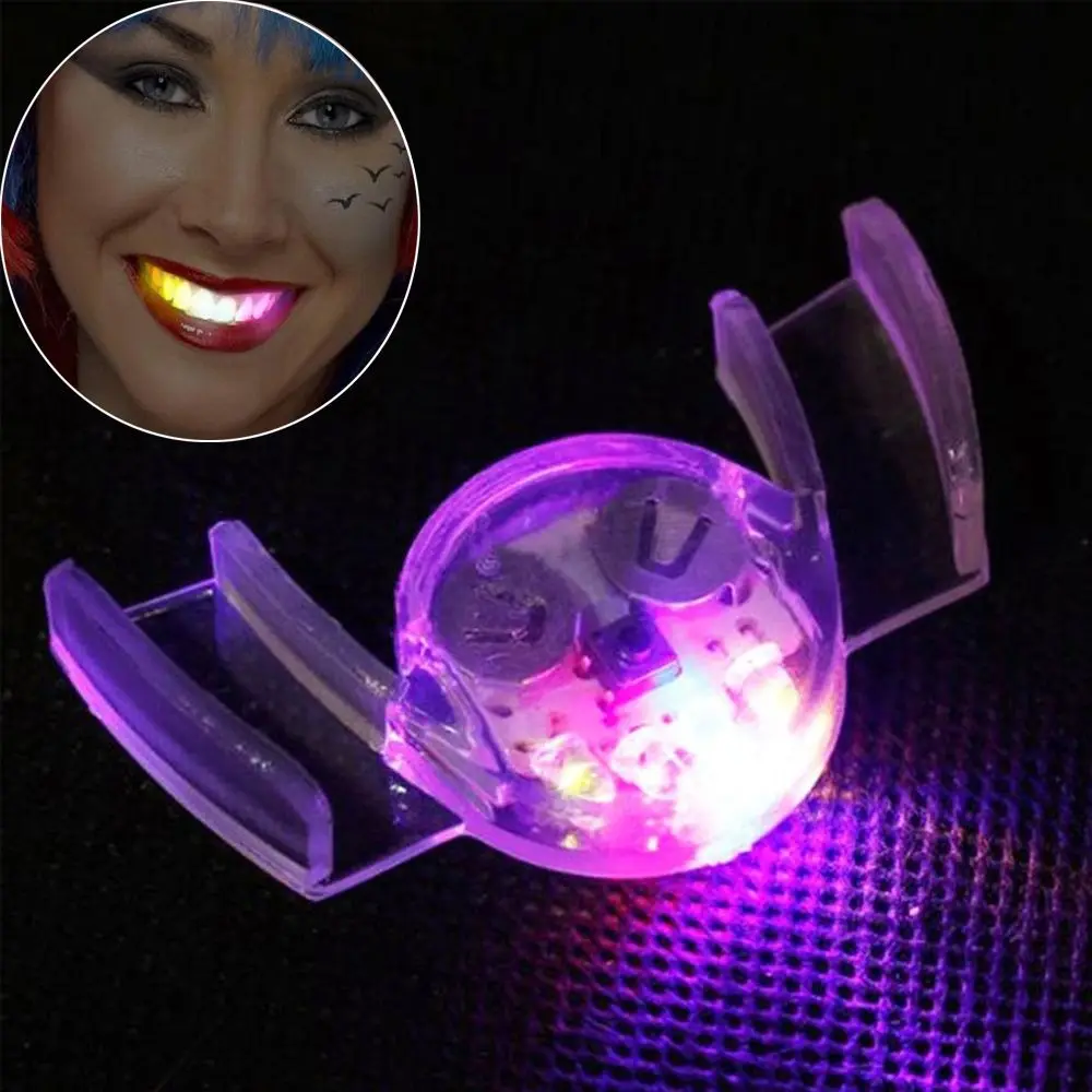 светяшки для зубов. пластмассовые клыки. светящиеся серьги-гвоздики. клыки пластиковые. светящиеся зубы.