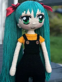 

crochet armigurumi rattle girl model number 870