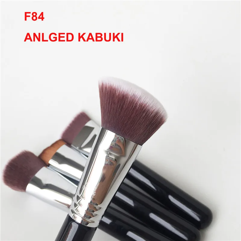 Sigma F84 Anlged Kabuki Brush _ 1
