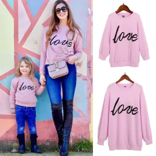

Mother and Girl Family Matching Outfits Hoodie Kids Girls Love Print Sweatshirt Long Sleeve Family Clothes