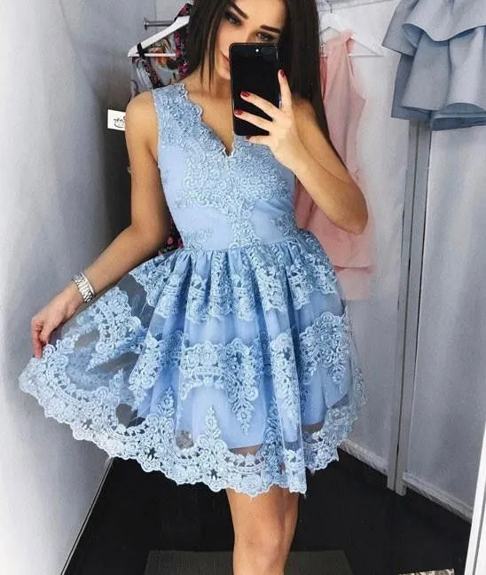 

Lace V Neck Short Homecoming Dresses 2019 Sleeveless Prom Party Dress Graduation Dress vestido corto