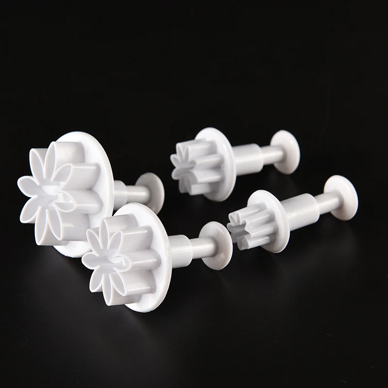 

4Pcs/Set Daisy Flower Cookie Sunflower Plunger Cutter Sugarcraft Fondant Cake Tool Christmas Cake Decorating Tools
