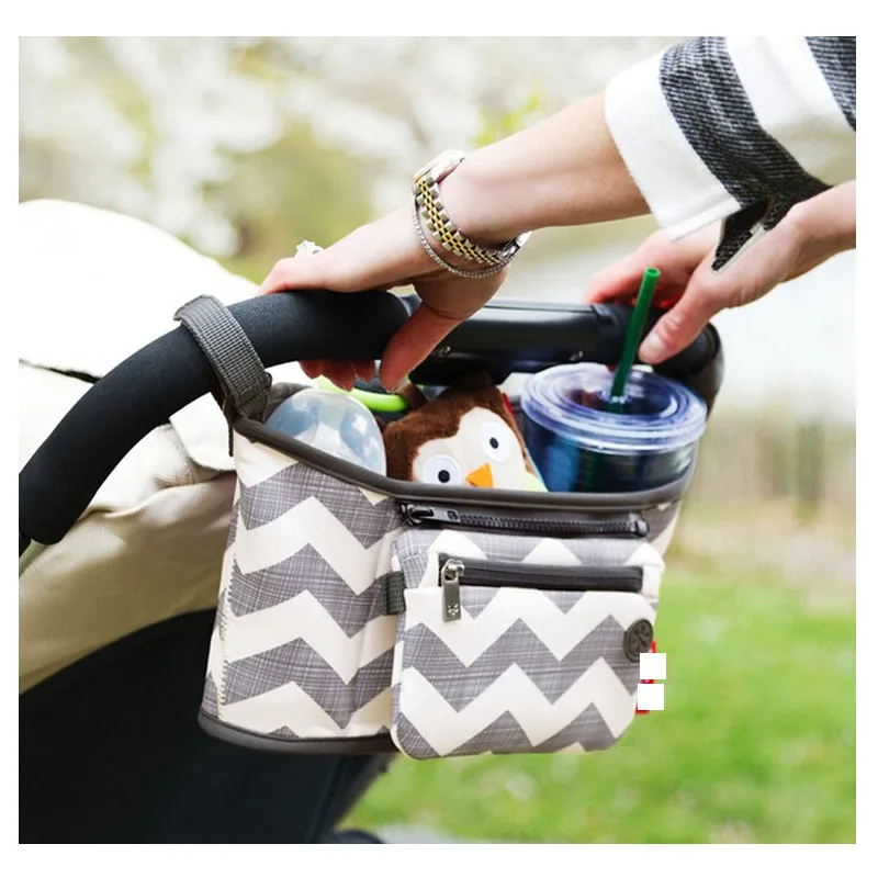 2016 hot Sale 3 Colors High Quality rubber Baby car Portable hanging