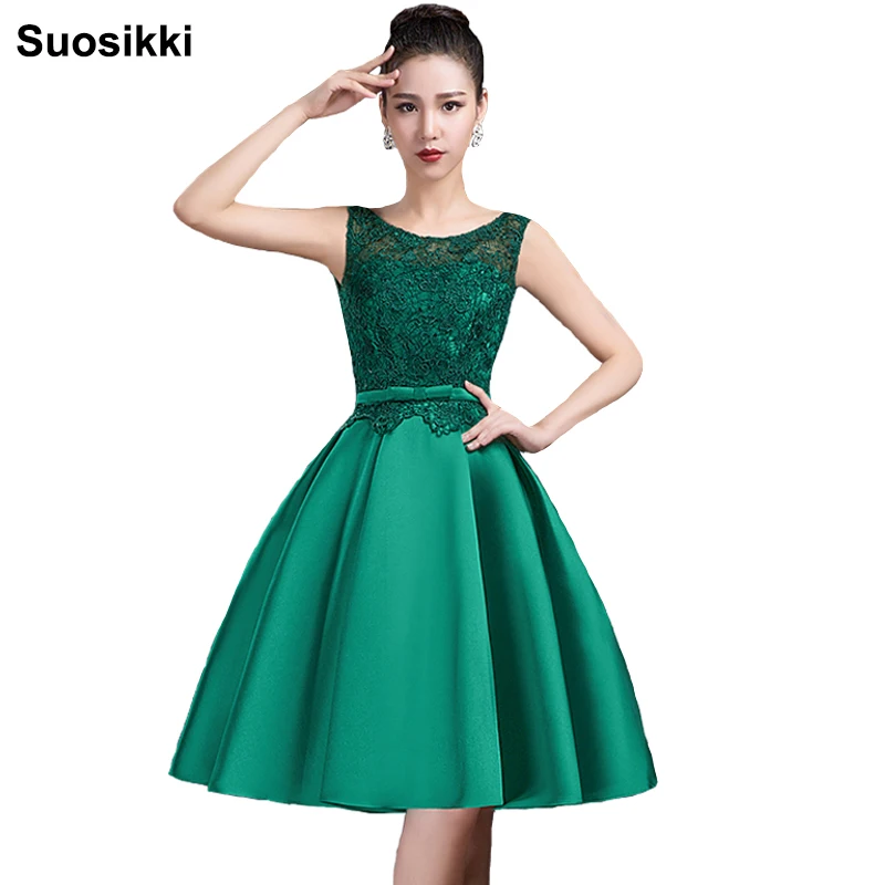 

Suosikki O-neck Shoulder Straps Lace Decoration V-Back Elegant Green Short Prom Dresses 2019
