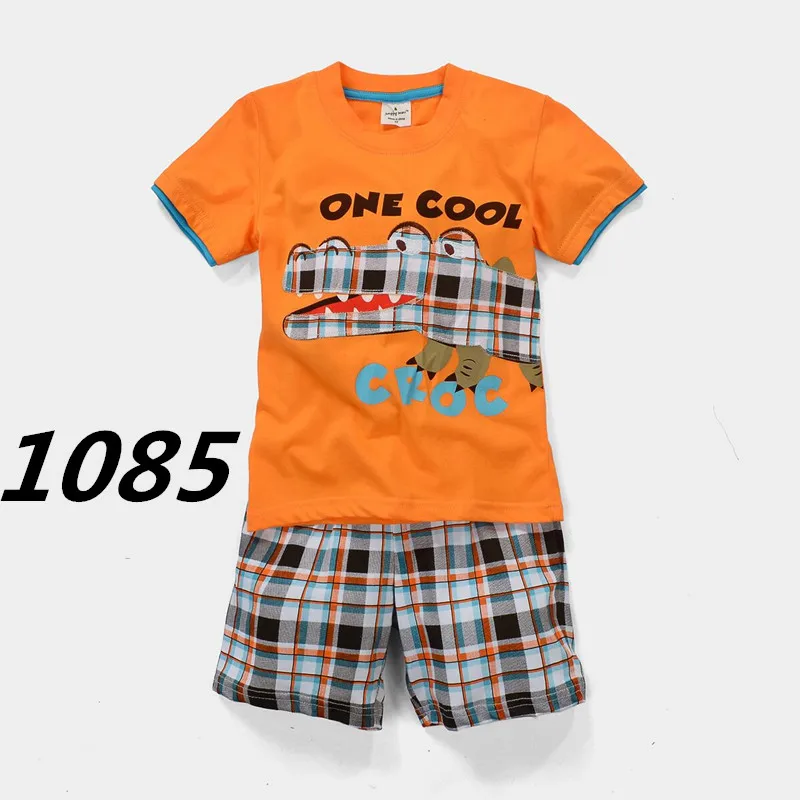 1085