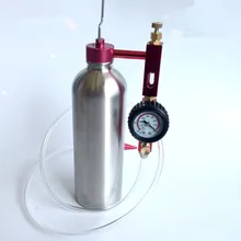 Трехполосный каталитический преобразователь Очиститель Бутылка Автомобильный Двигатель Система впуска воздуха Чистящая машина для впрыска топлива чистящий аппарат