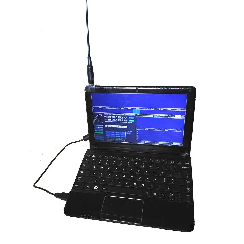 Большая распродажа! RTL2832U+ R820T2 0,1 МГц-1,7 ГГц TCXO ADSB UHF VHF FM RTL. SDR USB тюнер приемник