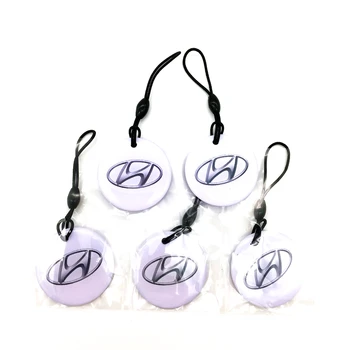 

1Pcs 125Khz T5577 Readable & Writable Access Control Card Tags Keyfob Keychain Duplicator Badge Copy tickets Key Fob Token Ring