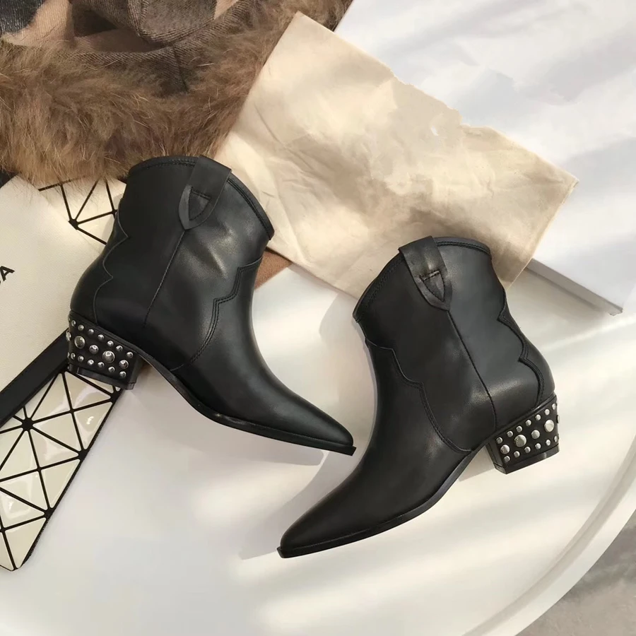 Зимние ковбойские сапоги из натуральной кожи до середины икры в западном стиле для женщин; байкерские сапоги на низком каблуке-шпильке; обувь для подиума