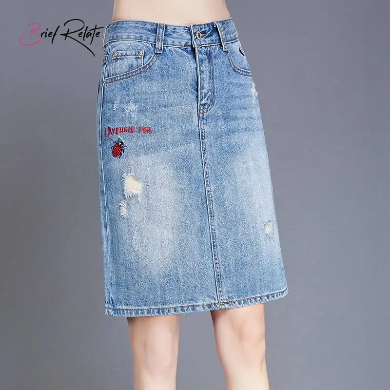 Короткая облегающая короткая джинсовая юбка, новинка, женская летняя мини-юбка с высокой талией, сексуальная Модная Джинсовая юбка с дырками, классическая синяя юбка - Цвет: QS2329 Light Blue
