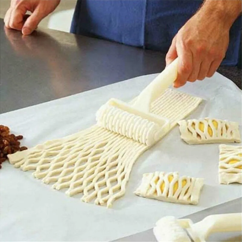 

TIMEMORE Small Plastic Mesh Knives Pizza Cracker Slices Cakes Baking Tools Dough Roller Lattice Cutting Tools