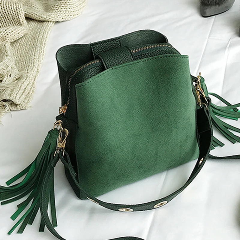 

Fashion Scrub Women Bucket Bag Vintage Tassel Messenger Bag High Quality Retro Shoulder Bag Simple Crossbody Bag Tote(green)