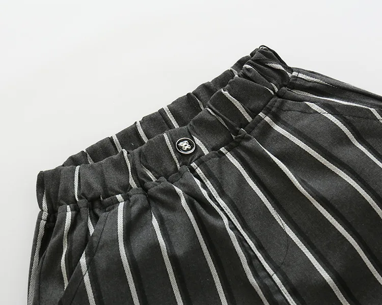 3650701370_2068599042