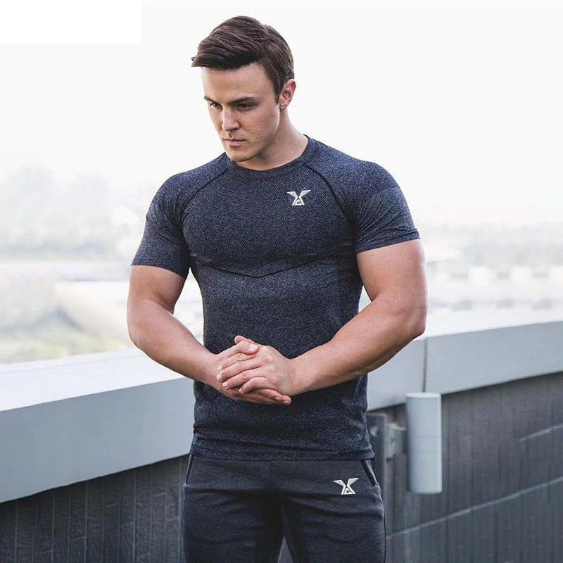 

Fitness men's T-shirt 2019 new summer men's sportswear bodybuilding men's short-sleeved shirt jogger casual T-shirt