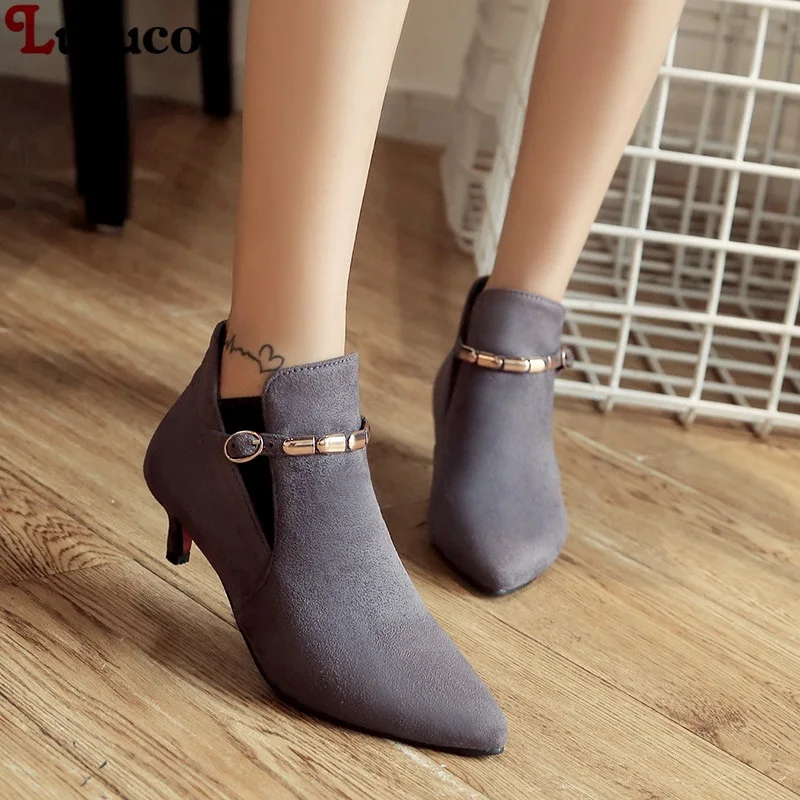 

Lukuco 2019 Super Large Size 41 42 43 44 45 46 47 48 Women Boots Elegant Low Heels Women's Shoes Sexy Autumn Ankle Boots female