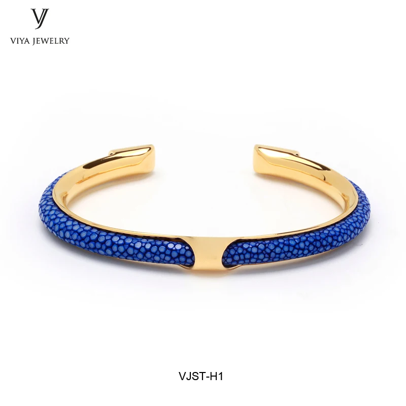 luxury stingray leather bangle with 316 l stainless steel hardware Fashion men bangle stingray bracelet (36)