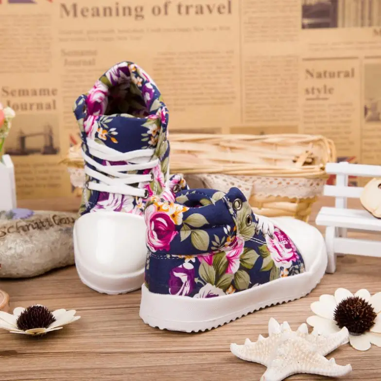 Демисезонный для девочек ограниченной Резина Новая мода для девочек детская обувь Хлопок Повседневное мягкая парусиновая корейский цветок принцесса