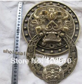 

large Knocker Lion head bronze statue