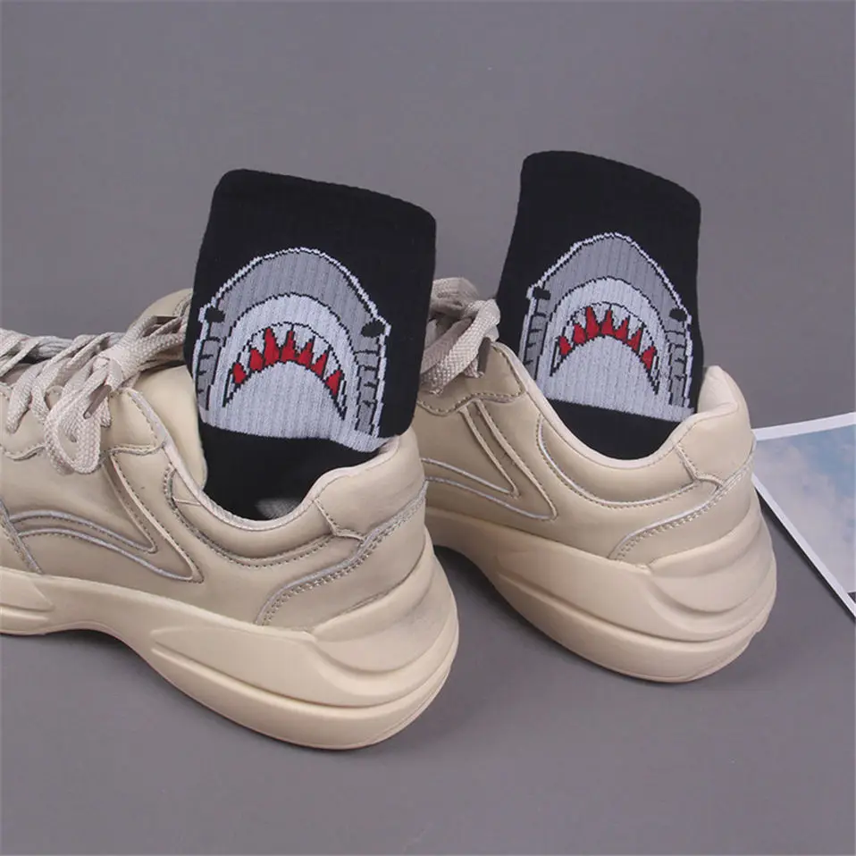 Men-casual-cotton-socks-cartoon-shark-fashion-hiphop-style-New-Women-socks-skateboard-sporty-korea-Animal (2)