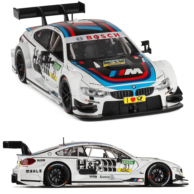 Спортивный гоночный автомобиль 1:24 M4 /M6 DTM с подсветильник кой и открытой