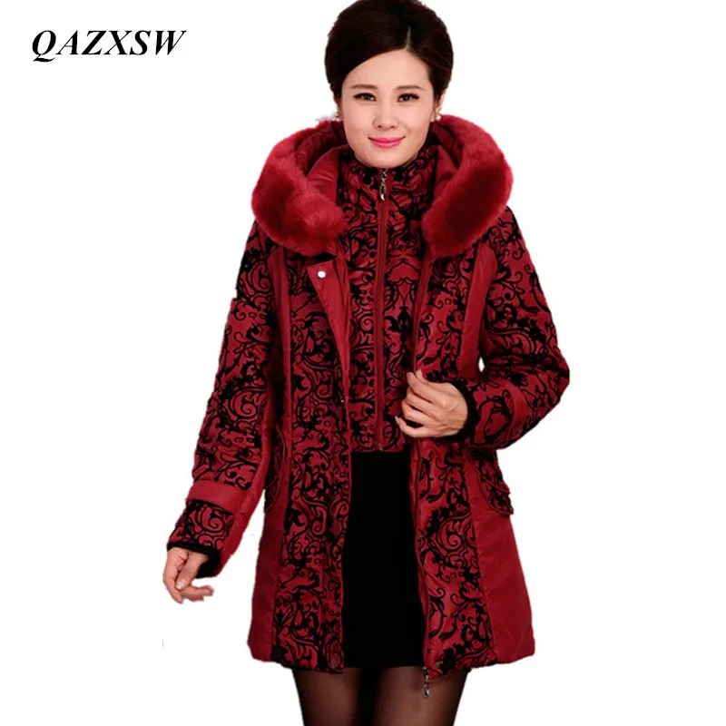 2017 Winter Jacket Women Large Fur Collar Middle Aged Down