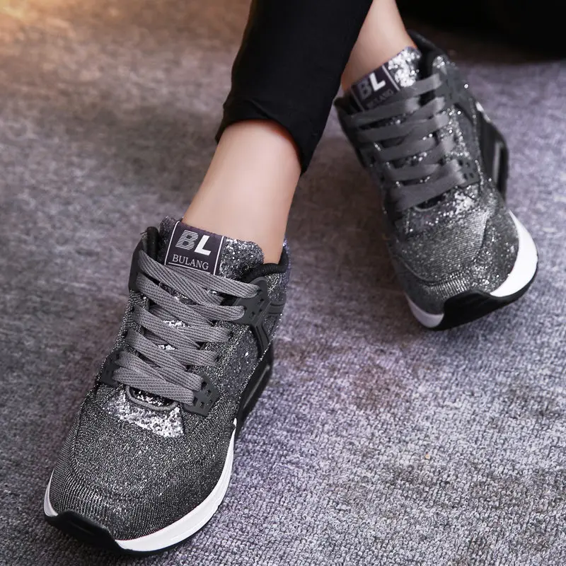 رياضية النساء تنيس feminino عارضة zapatos دي موهير الهواء التخميد النساء شقة أحذية السيدات سلة فام zapatillas scarpe دونا