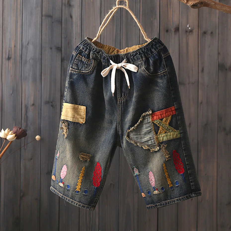

Womens Hot Jeans Denim Shorts Knee Length Patchwork Ripped Holes Loose Cute Vintage Fashion Casual for Summer FM91860