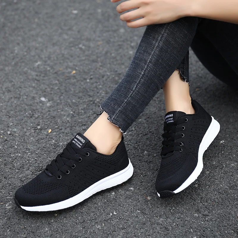 Tenis Mujer полые Для женщин теннисные туфли Zapatos Обувь с дышащей сеткой спортивная