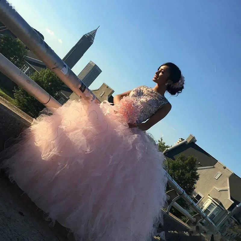 Розовое Бальное Платье пышные платья с открытой спиной прозрачные кристаллы шеи оборками Тюль без рукавов плюс размер сладкий 16 платье выпускного вечера