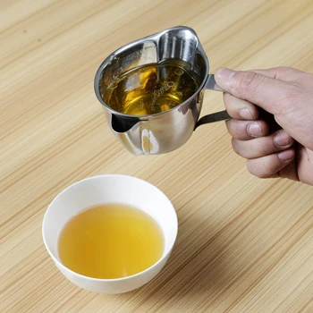 

304 stainless steel oil strainer 250ml soup grease separate bowl filter oil creative kitchen gadgets Grease Trap