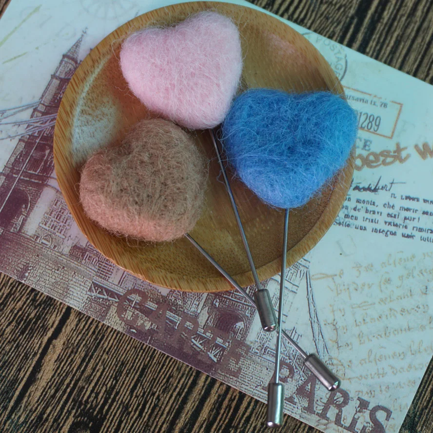 

Woman Wool Felted Heart Brooch unisex Brooch Pins Jewelry brooches for woman lapel pin Gift