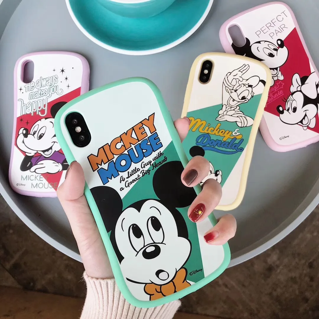 

Super cute anime cartoon Disneys phone case For iphone Xs MAX XR X 6 6s 7 8 plus couple Mickey Minnie silicone back cover Fundas